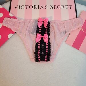 VTG VS Sexy Little Things Ruffle Lace & Bows Cheeky Bikini Panty Size Sm